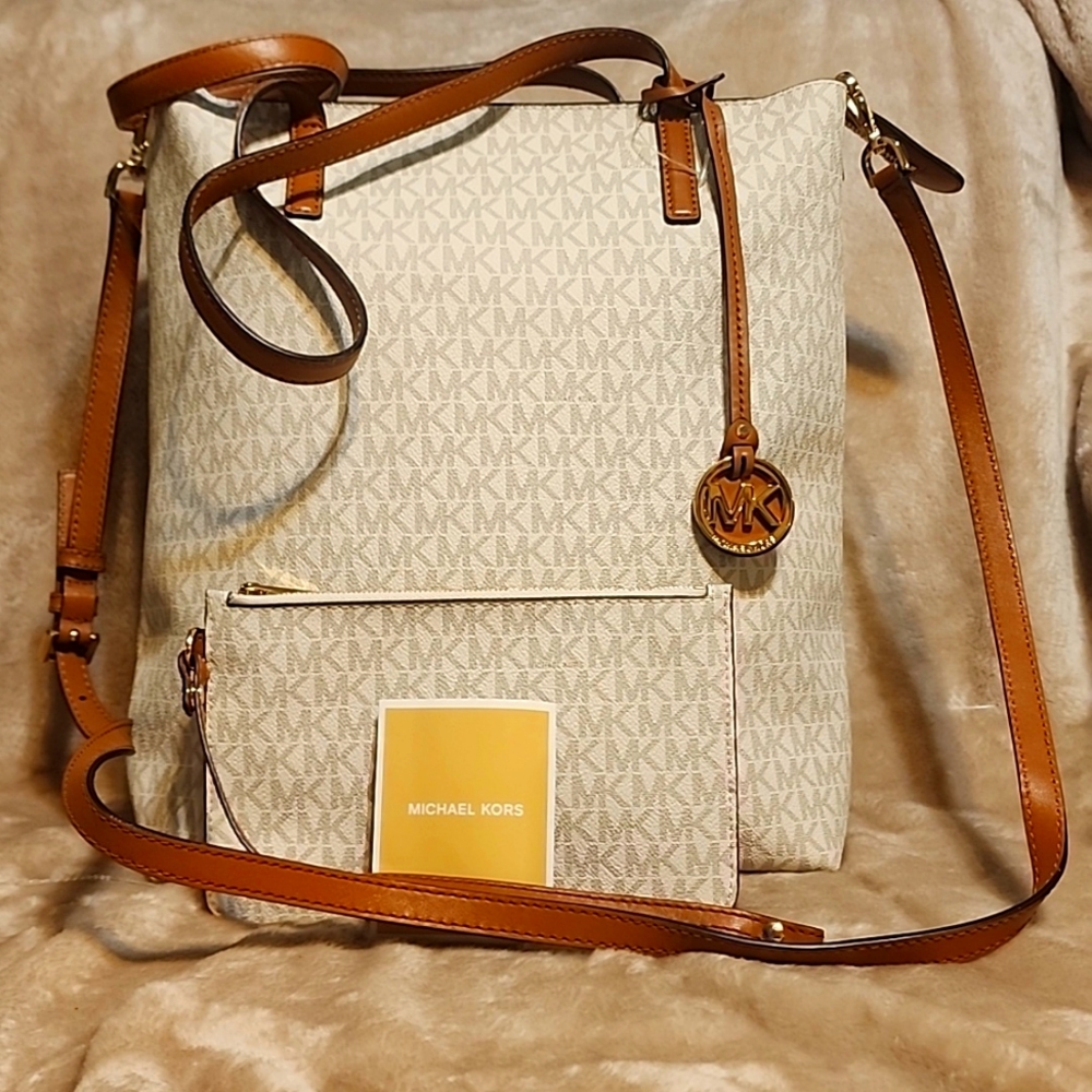 Michael Kors tote